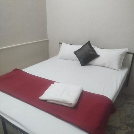 Swamy Residency Ξενοδοχείο Vellore Δωμάτιο φωτογραφία